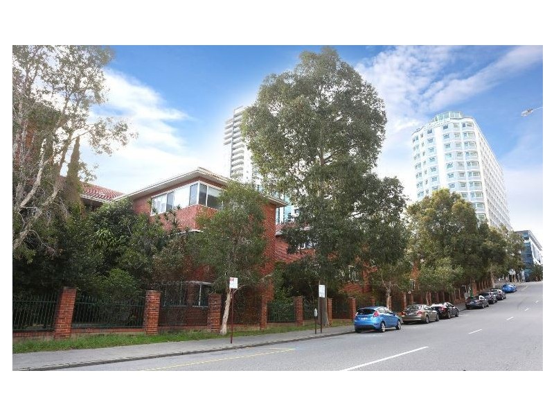 11/114 Terrace Road, Perth WA 6000