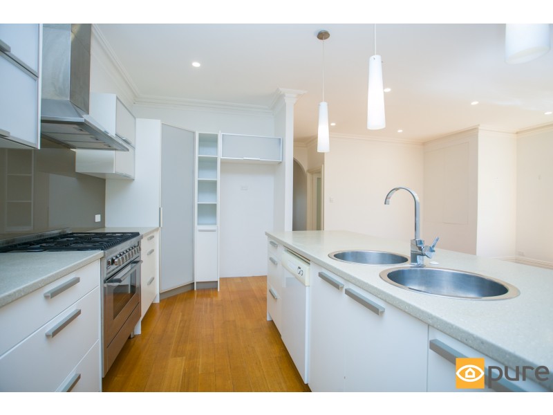 12 George Street, Cottesloe WA 6011