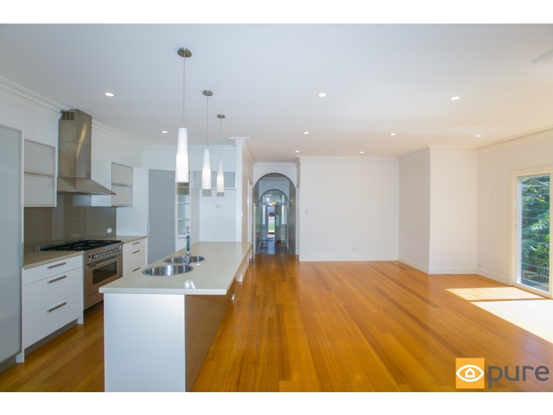 12 George Street, Cottesloe WA 6011