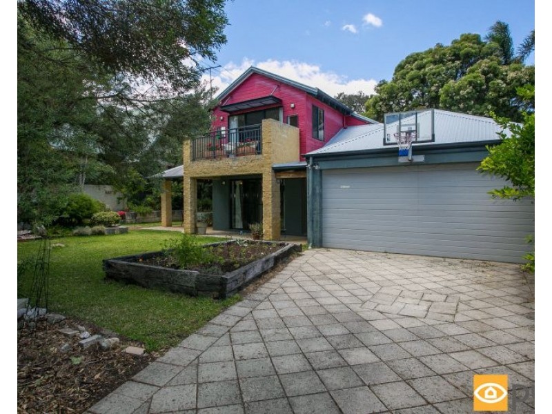 143A Stevens Street, White Gum Valley WA 6162