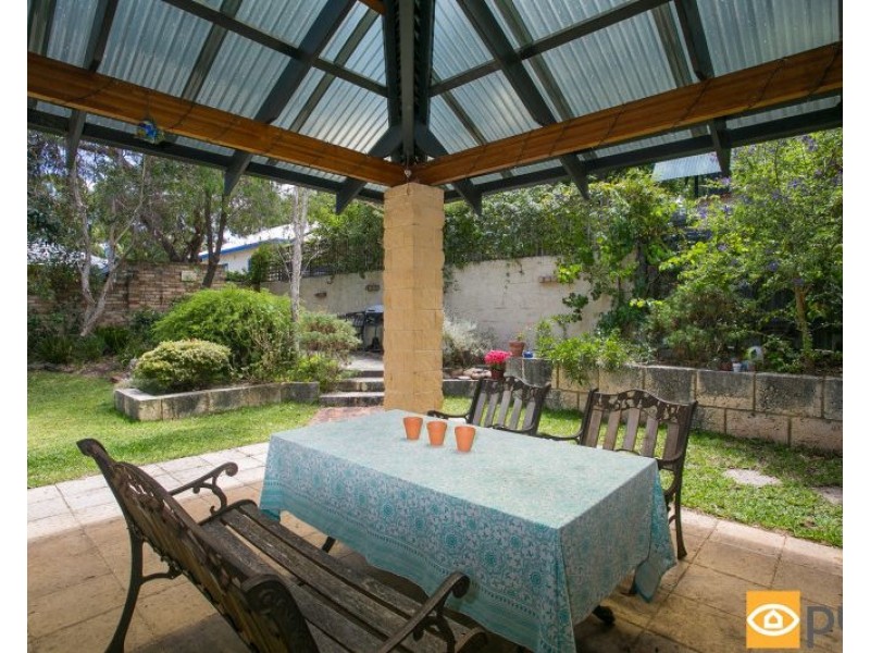 143A Stevens Street, White Gum Valley WA 6162