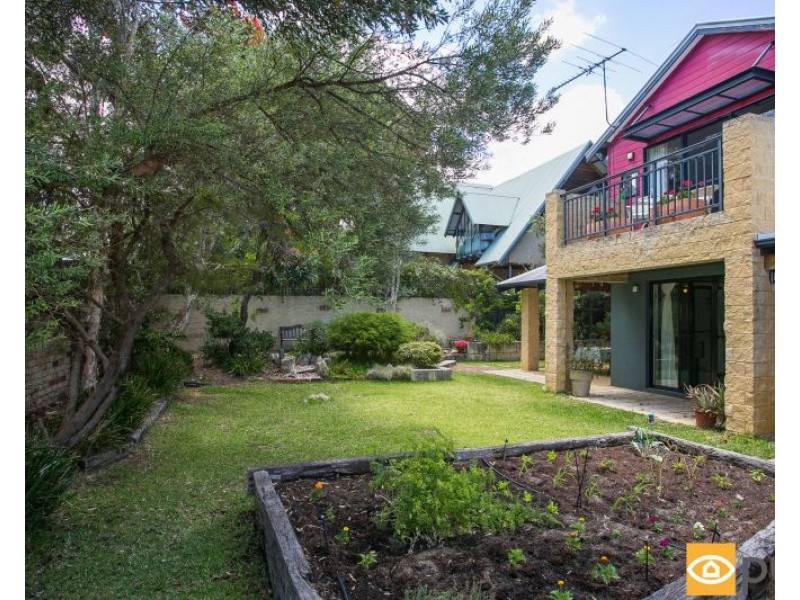 143A Stevens Street, White Gum Valley WA 6162