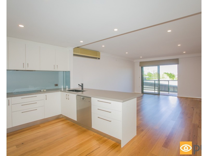 32/118 Mounts Bay Road, Perth WA 6000