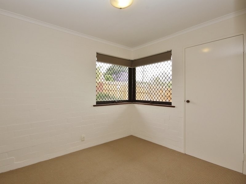 1/100 McMaster Street, Victoria Park WA 6100