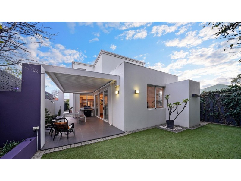 39A Bay Road, Claremont WA 6010