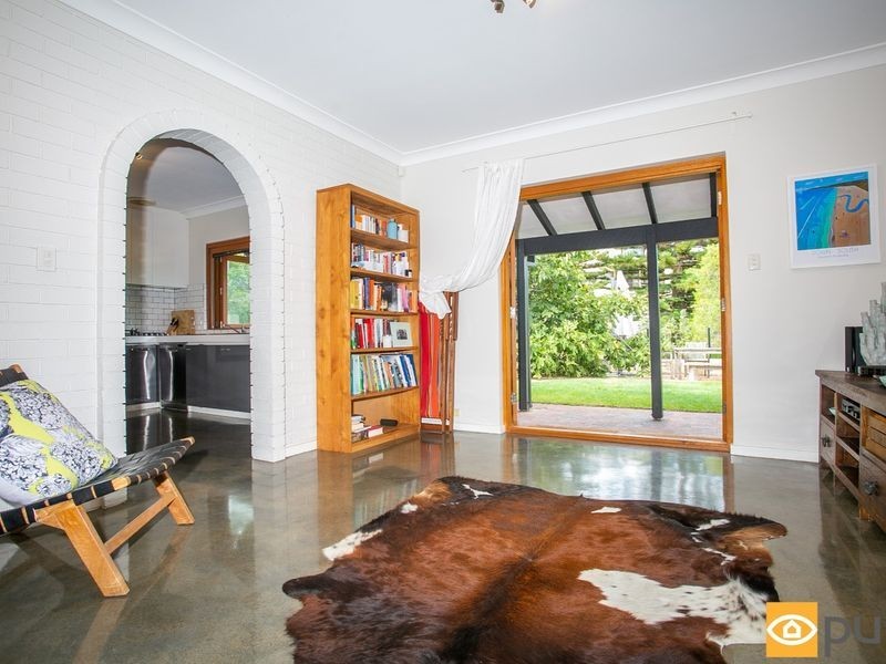 39 Tarongo Way, City Beach WA 6015