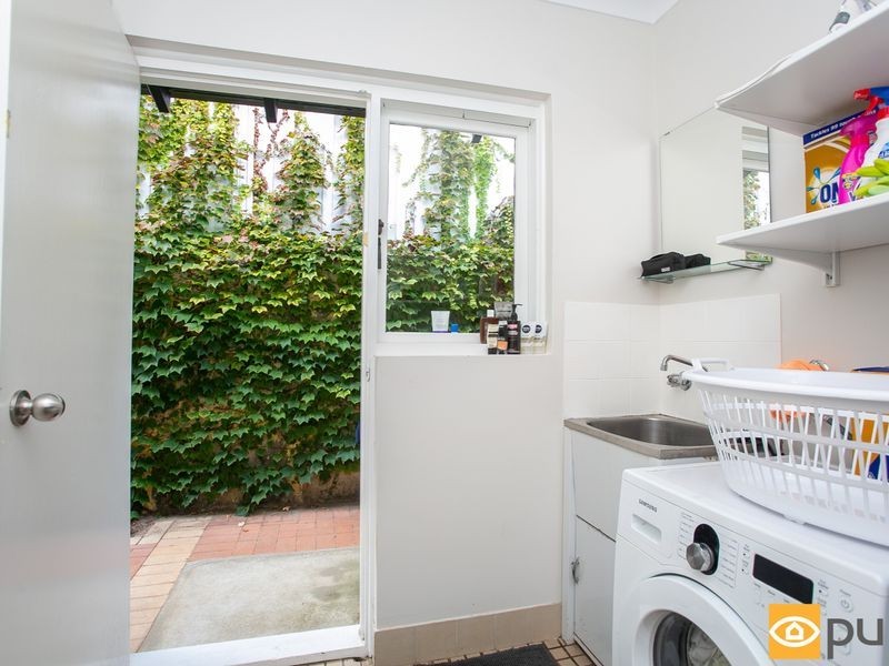 39 Tarongo Way, City Beach WA 6015