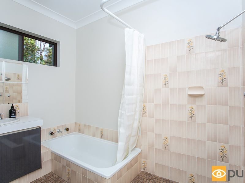 39 Tarongo Way, City Beach WA 6015