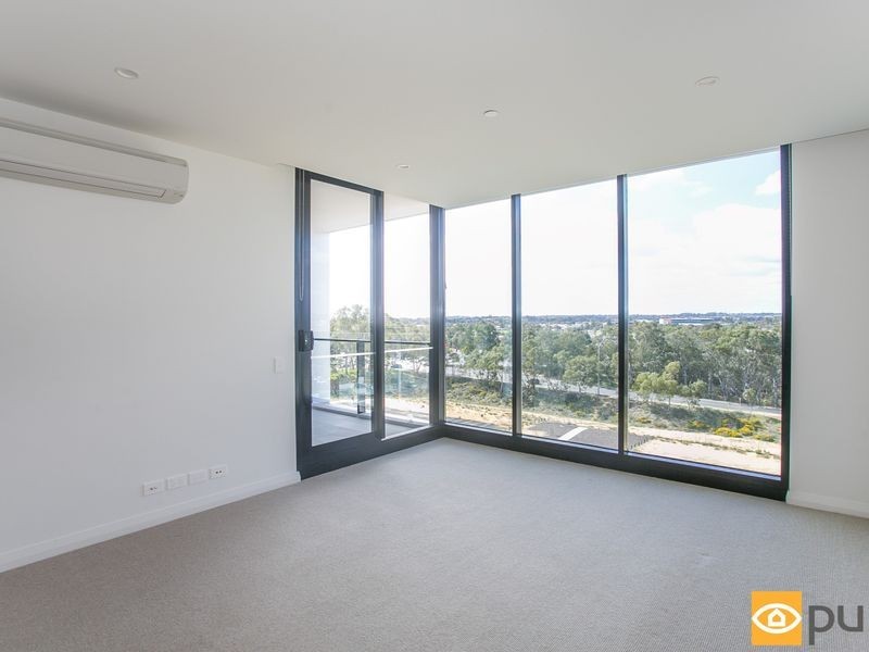607/6 Baumea Way, Innaloo WA 6018