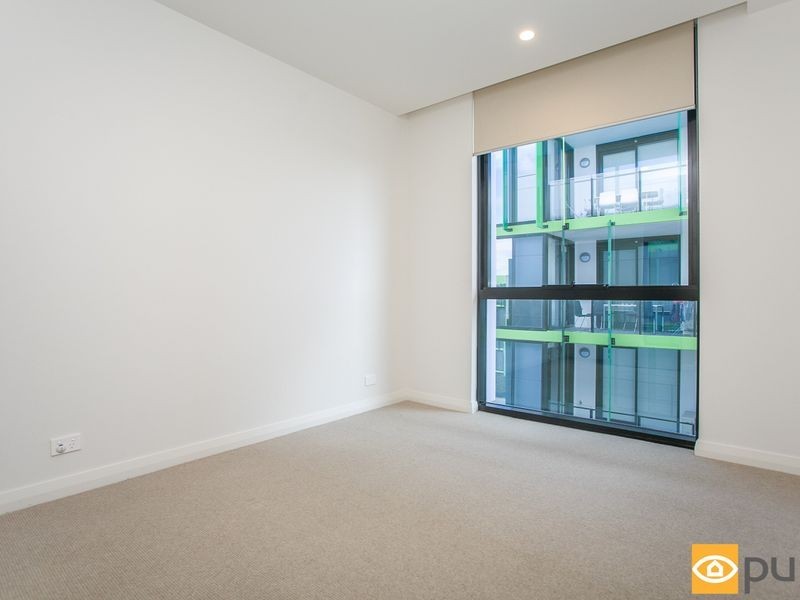 607/6 Baumea Way, Innaloo WA 6018