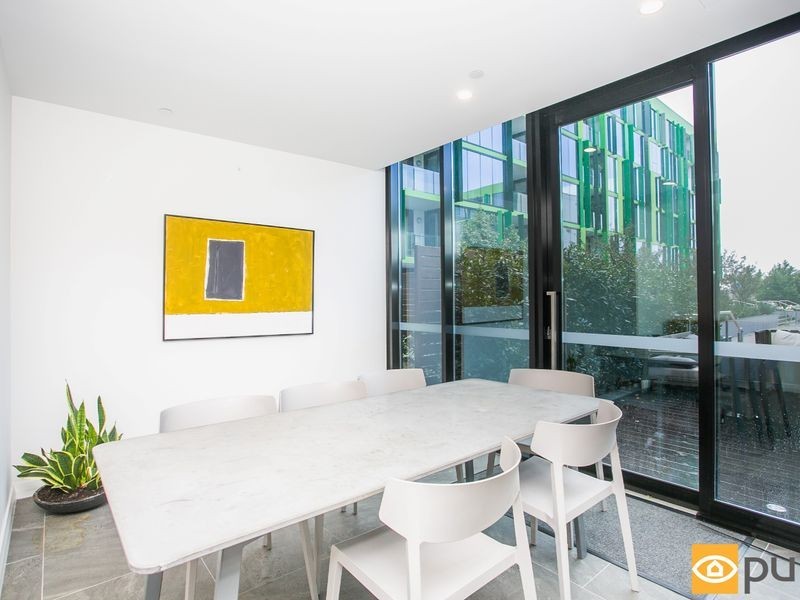 607/6 Baumea Way, Innaloo WA 6018