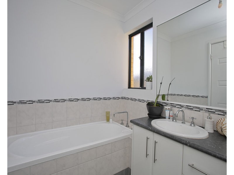 7/145 Herdsman Parade, Wembley WA 6014