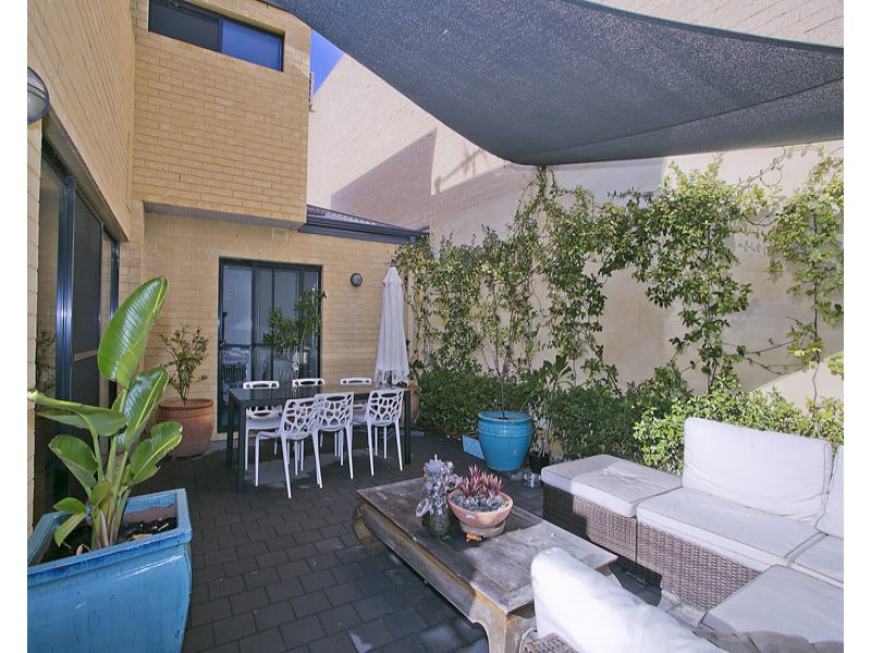7/145 Herdsman Parade, Wembley WA 6014