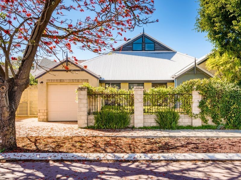 17 Ashton Avenue, Claremont WA 6010