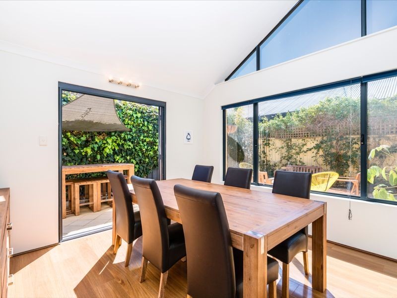 17 Ashton Avenue, Claremont WA 6010