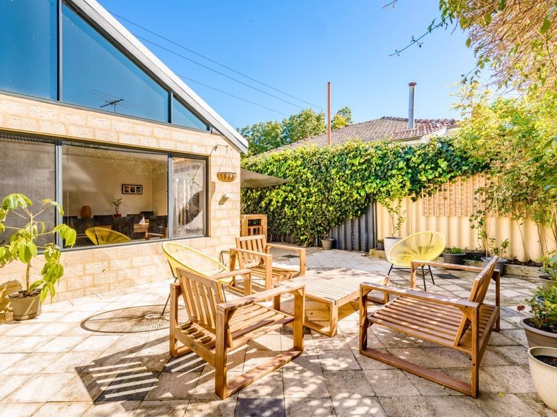 17 Ashton Avenue, Claremont WA 6010