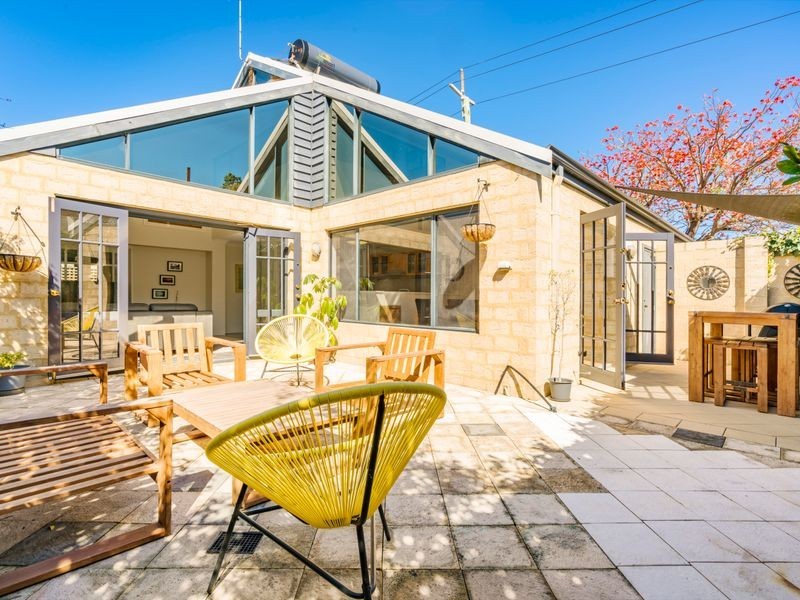 17 Ashton Avenue, Claremont WA 6010