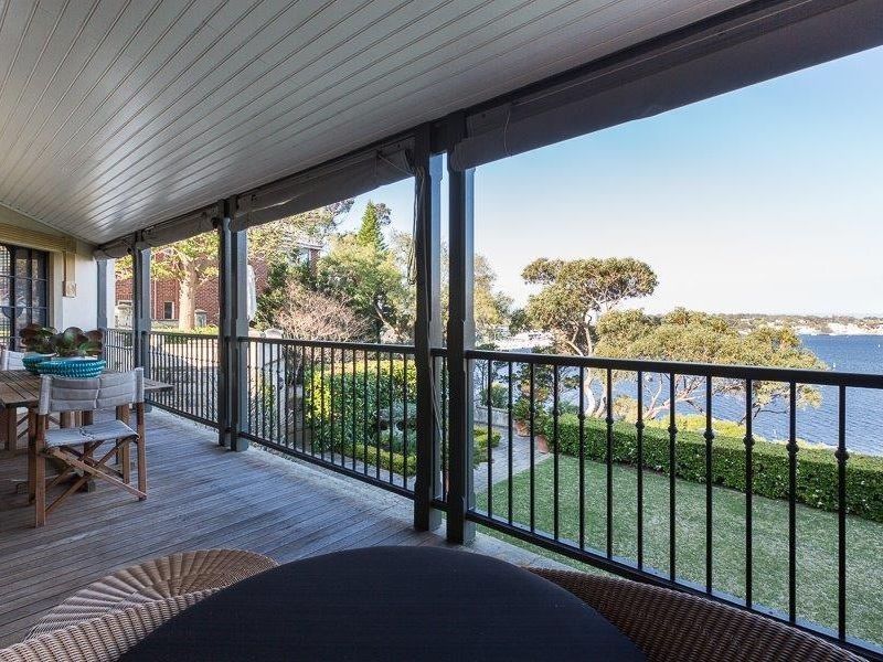 8 Bindaring Parade, Claremont WA 6010