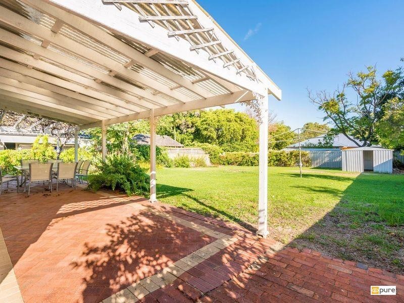 14 Viking Road, Dalkeith WA 6009