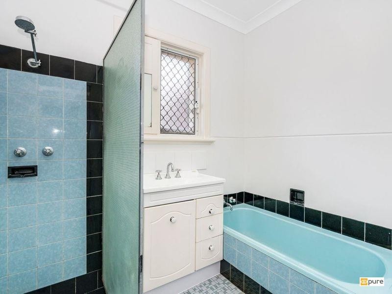 14 Viking Road, Dalkeith WA 6009
