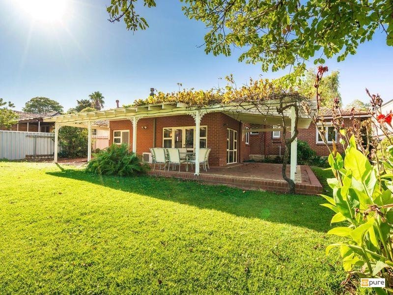 14 Viking Road, Dalkeith WA 6009