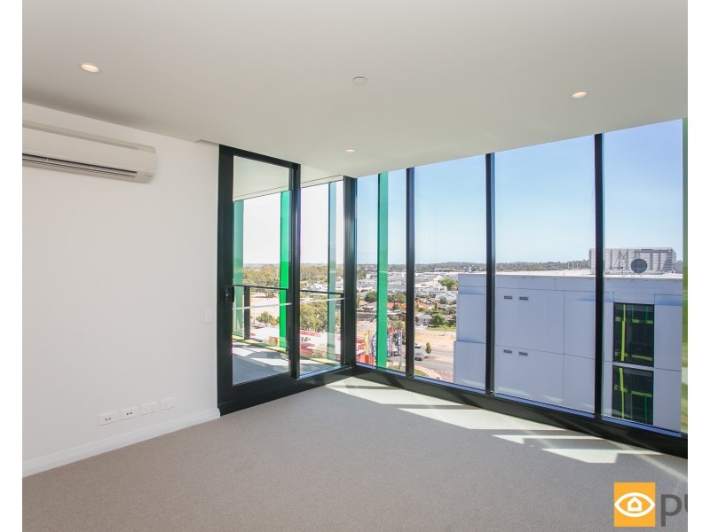 702/6 Baumea Way, Innaloo WA 6018