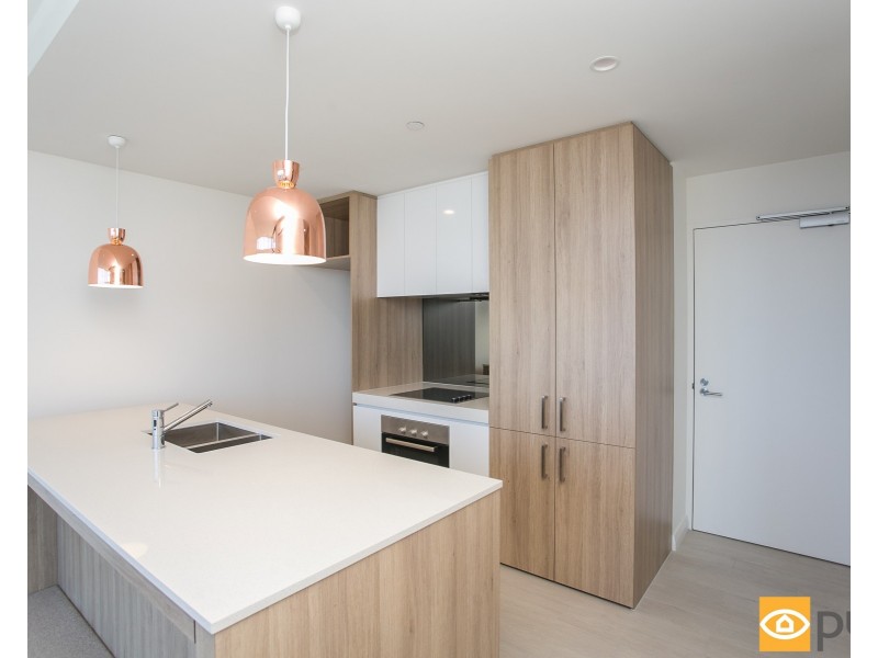 702/6 Baumea Way, Innaloo WA 6018