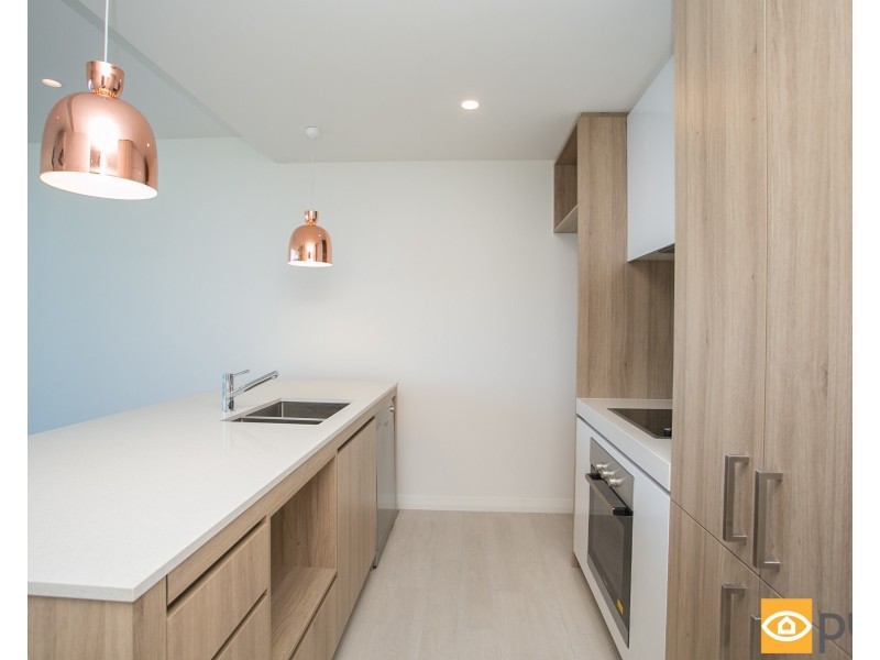 702/6 Baumea Way, Innaloo WA 6018