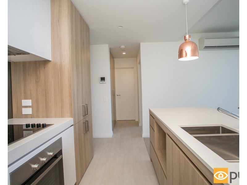 702/6 Baumea Way, Innaloo WA 6018