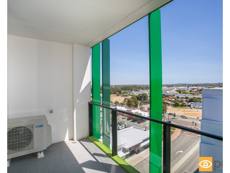 702/6 Baumea Way, Innaloo WA 6018