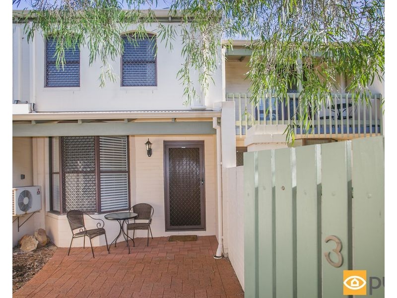 3/8 Suffolk Street, Fremantle WA 6160