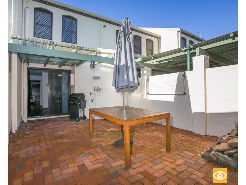 3/8 Suffolk Street, Fremantle WA 6160