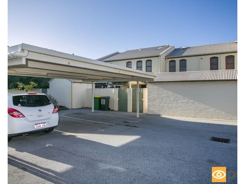3/8 Suffolk Street, Fremantle WA 6160