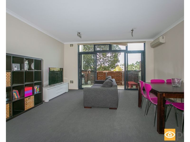 4/380 Roberts Road, Subiaco WA 6008