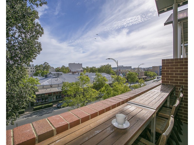 4/380 Roberts Road, Subiaco WA 6008