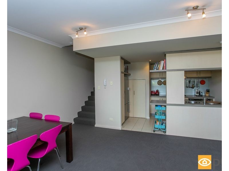 4/380 Roberts Road, Subiaco WA 6008