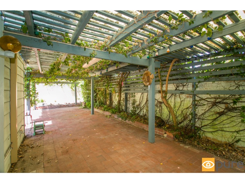 93 Circe Circle South, Dalkeith WA 6009