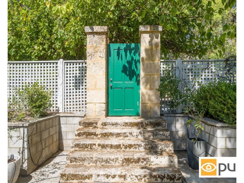 33 Motteram Avenue, Claremont WA 6010