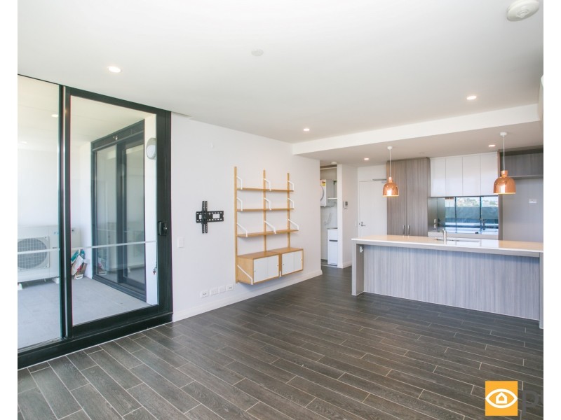 710/6 Baumea Way, Innaloo WA 6018