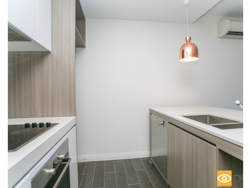 710/6 Baumea Way, Innaloo WA 6018