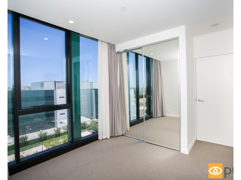710/6 Baumea Way, Innaloo WA 6018