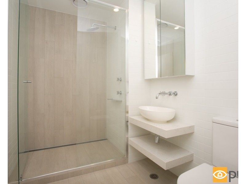 811/8 Tassels Place, Innaloo WA 6018