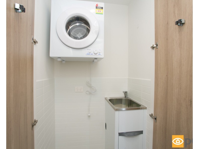 811/8 Tassels Place, Innaloo WA 6018