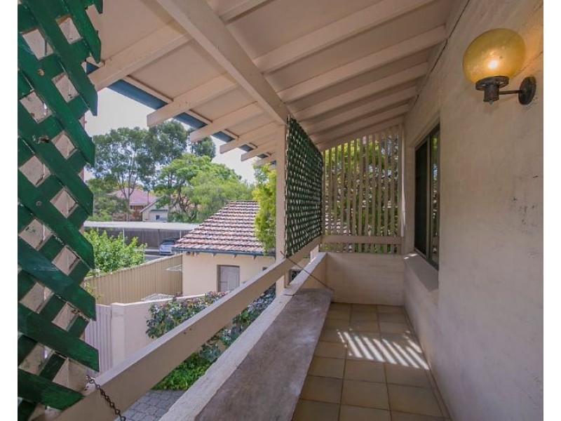 2/15 Princess Road, Crawley WA 6009