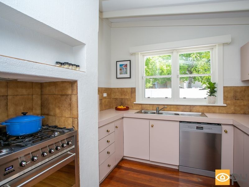 52 Alderbury Street, Floreat WA 6014