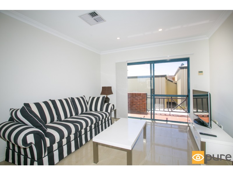 2/53 Mary Street, Como WA 6152