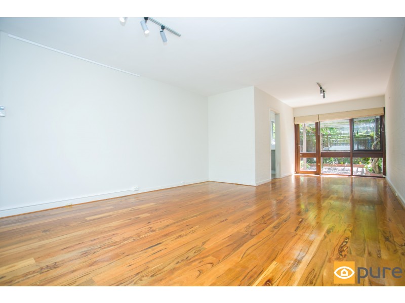 14 Freshwater Close, Claremont WA 6010