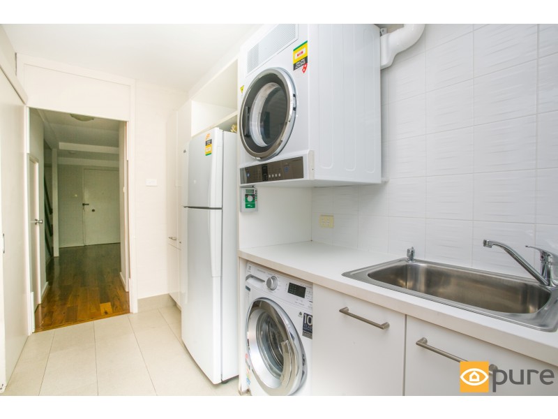 14 Freshwater Close, Claremont WA 6010