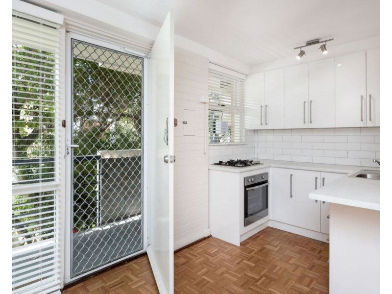 110/14 McNamara Way, Cottesloe WA 6011