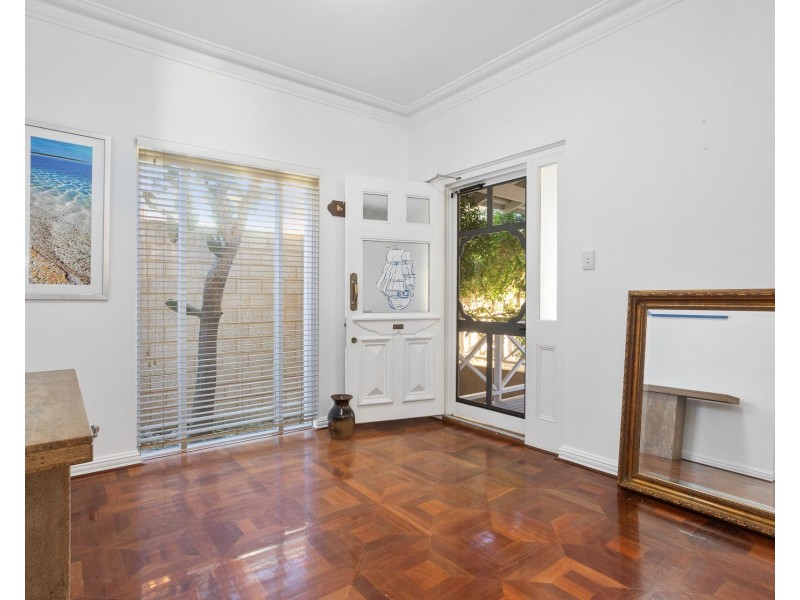 2A Beach Street, Cottesloe WA 6011